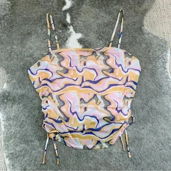 Mesh Swirl Top - Picture 2 of 10